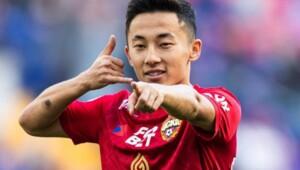 "Istanbul Basaksehir" Fayzullaev bo'yicha CSKAga rasmiy taklif yo'lladi