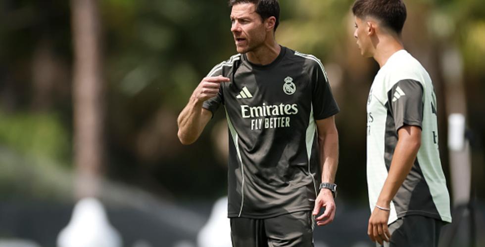 Xabi Alonso: «Biz unga yordam berishimiz shart»