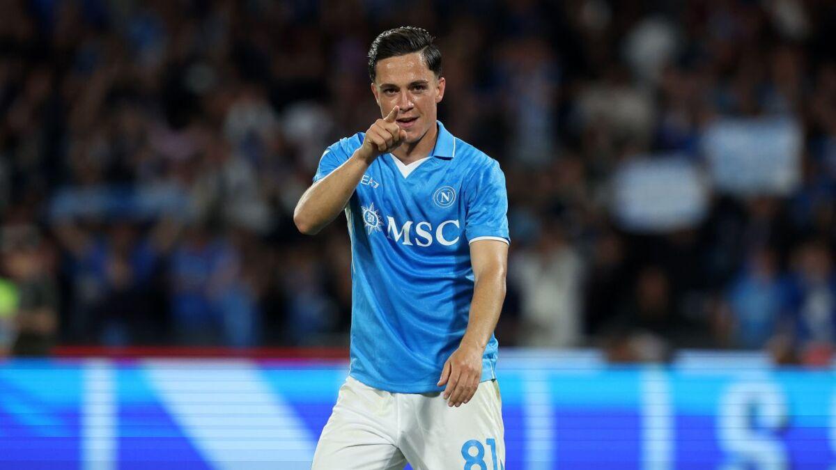 «Atletiko» «Napoli» hujumchisiga qiziqish bildirmoqda