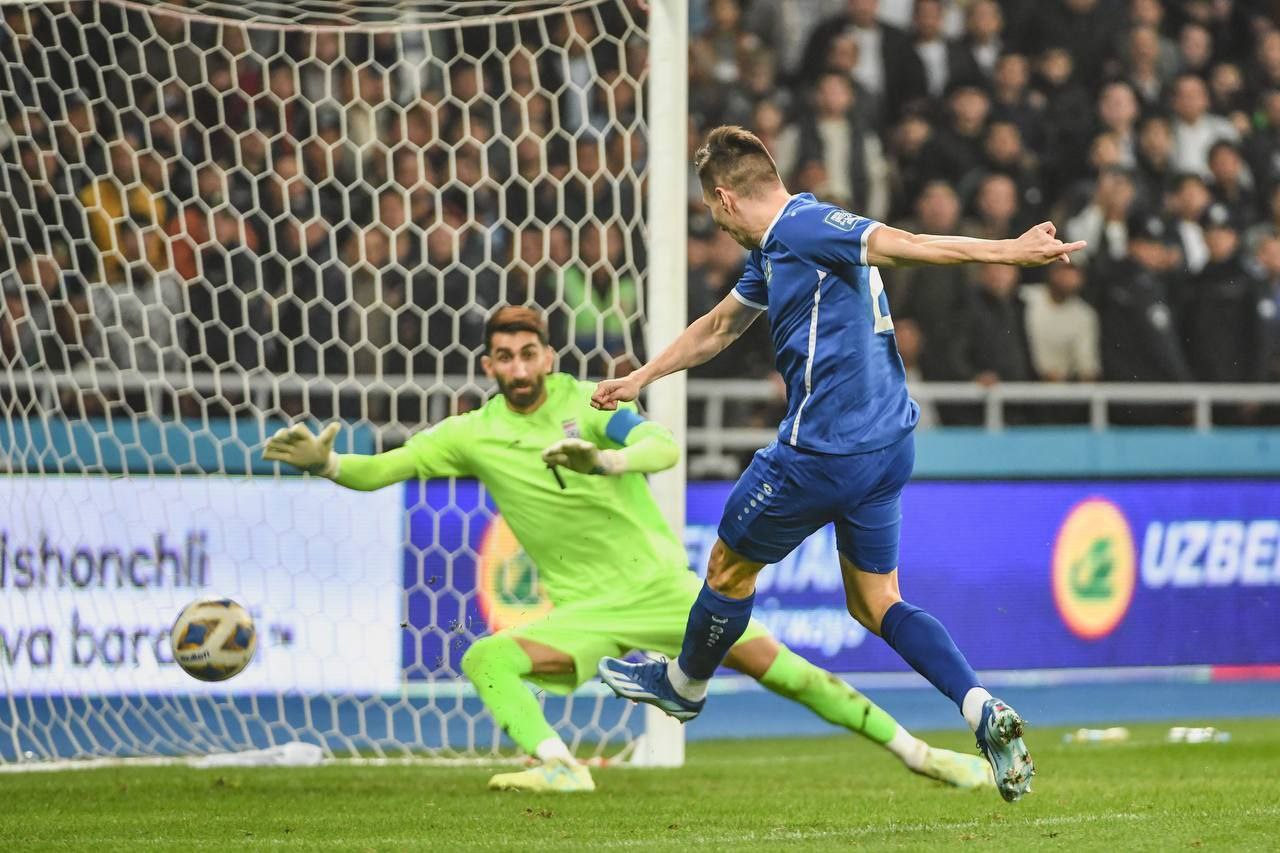 JCH-2026 saralashi doirasidagi o`yinda Sergeyev gol urmoqda