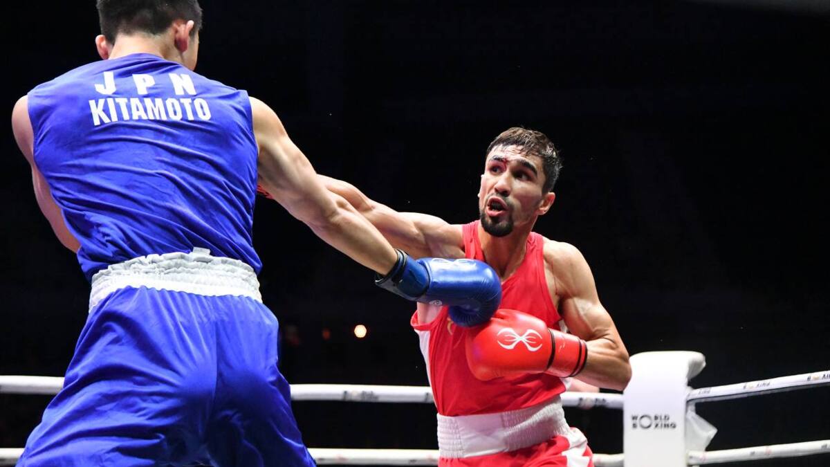 Yigit va qizning bir-birini erkalashi videosi