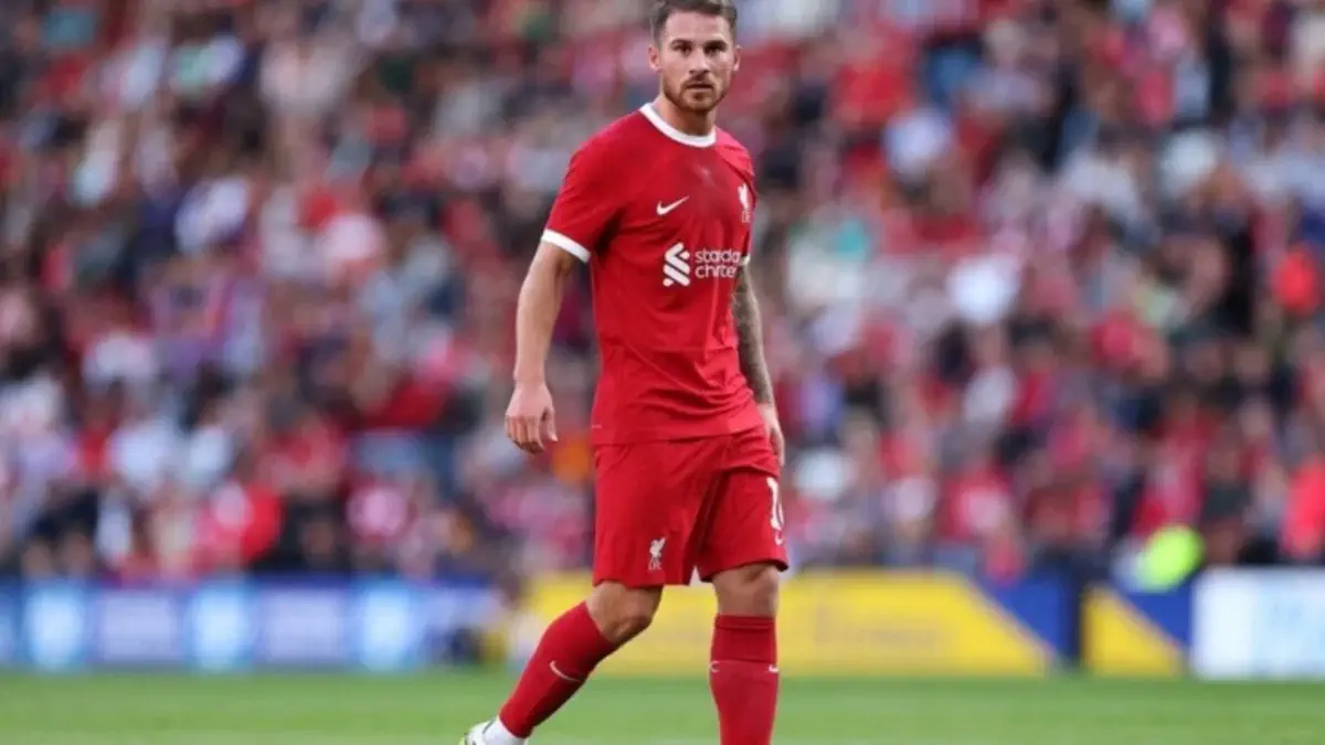 Yalangoch xotin polni yuvadi Jozibali mushuk porno