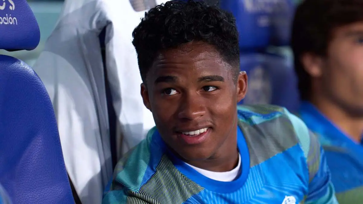 Rus porno aktrisalar royxati Mening soqolimga berdim