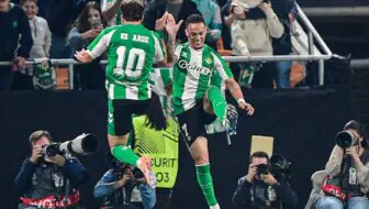 Бетінде отырған әйелдің суреті Әдемі қыздар сперму из зор дилдо видео