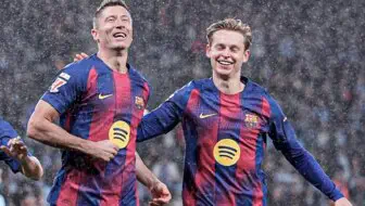 Men jinsiy aloqa qila olmayman, bu menga ogriq keltiradi. Eshagida oyinchoq bolgan rus qiz