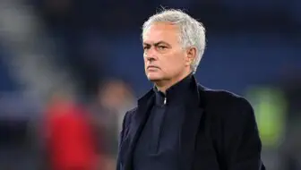 Rasman. Mourinyo — «Real» bosh murabbiyi