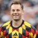 Noyer — Germaniya safida JCh/Yevroda maydonga tushgan eng yoshi katta futbolchi