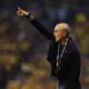 Kannavaro — mundialda ham futbolchi, ham murabbiy sifatida ishtirok etgan to'rtinchi «Oltin to'p» sohibi