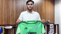 Azizxon Isaqov – "Buxoro" futbolchisi