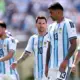 Argentina futbolchisi Tramp bilan qo'l berib ko'rishishdan bosh tortdi