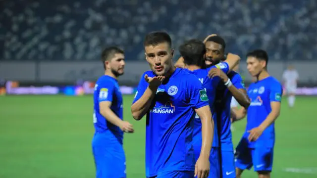 Суперлига. «Навбаҳор» Наманганда «Хоразм»ни тор-мор этди, Норчаевдан покер