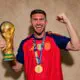 «Барселона» марказий ҳимояни кучайтириш учун 3 футболчига қизиқмоқда