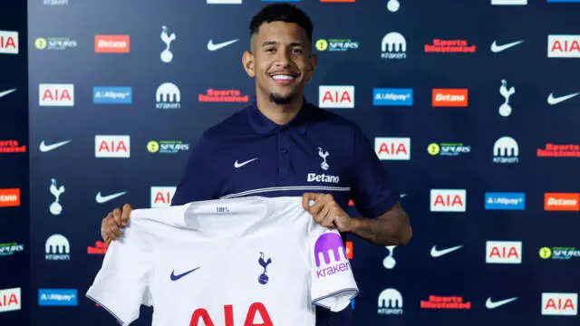 Rasman: "Tottenhem" Savinio transferini e'lon qildi