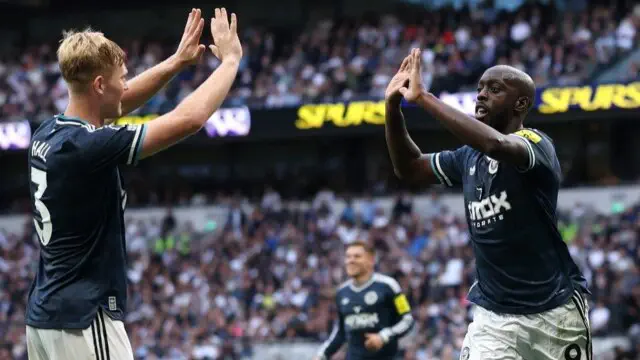 APL. “Tottenhem” oʻz uyida “Nyukasl”ga yutqazdi