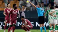 Vinisius «Betis»ga qarshi o‘yindan so‘ng bosh hakam bilan tortishgani uchun sariq kartochka oldi