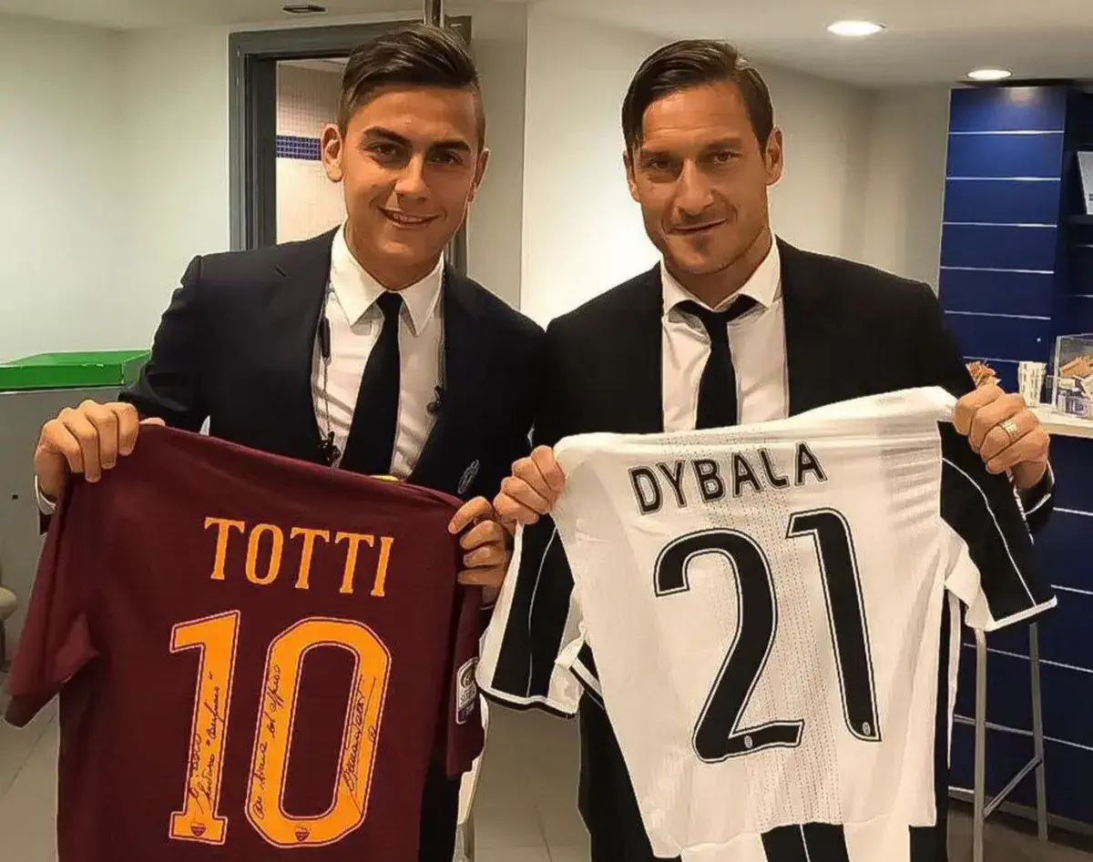 Totti va Dibala