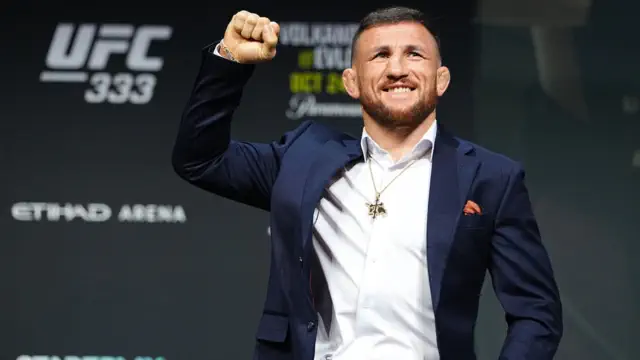 Dvalishvili UFC chempionlik kamarining narxini aytdi