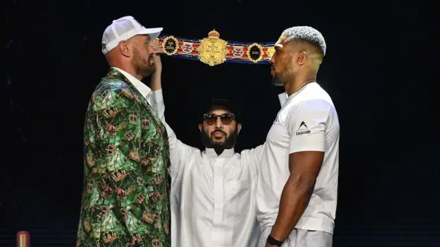 Joshua: «Fyurini 10 raund ichida tor-mor qilaman»